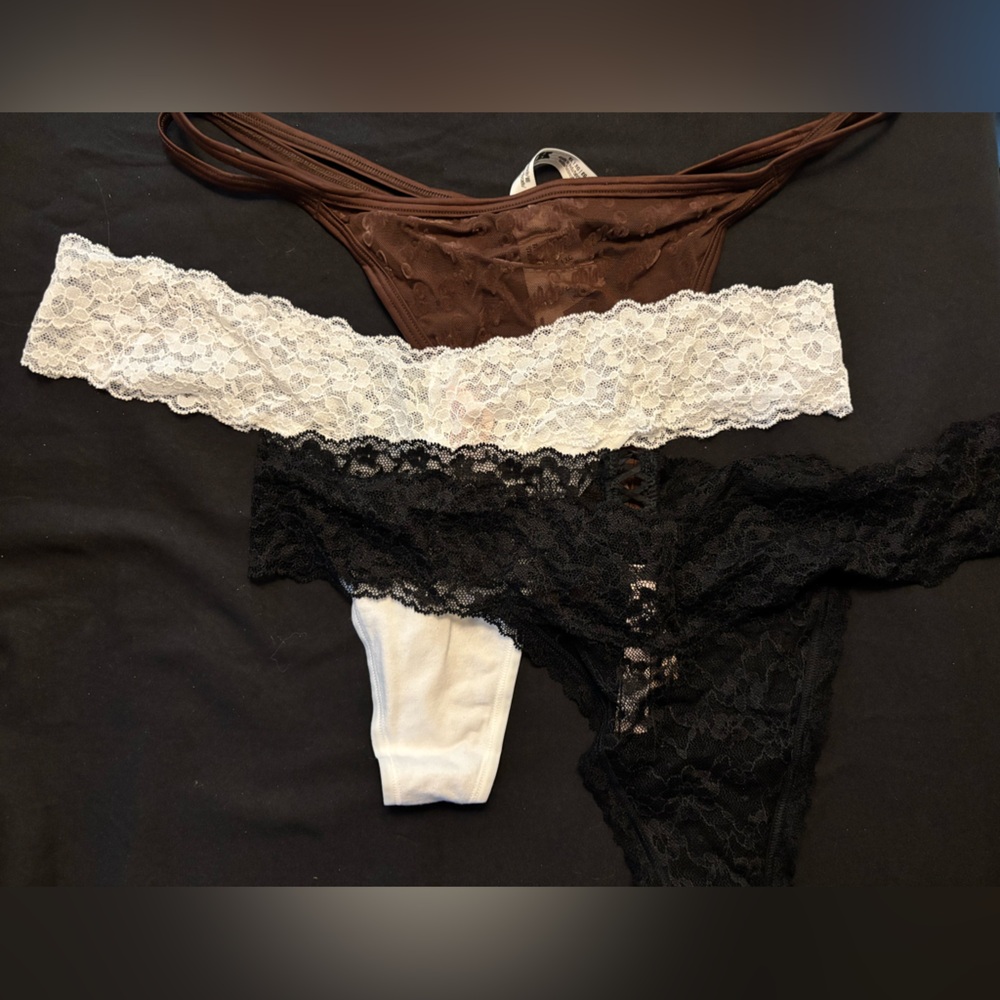 Victoria's Secret Brown, White & Black Lace Thong Trio